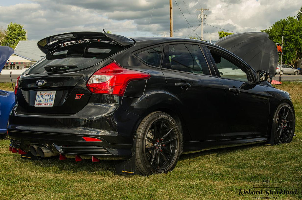 2013 ford deals focus custom