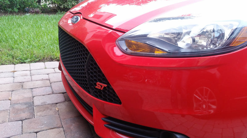 2013-2019+ Ford Focus / Fiesta ST Emblem "ST" - Front | Velossa Tech Design